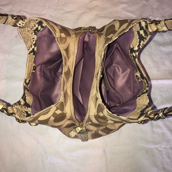 Coach Tote - Picture 3 of 4